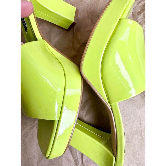 Nine West Behot Heeled Lime Neon Green Slide Sandals Patent Mules Size 7 - Picture 5 of 10